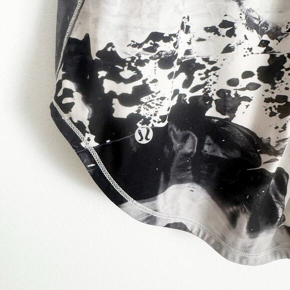 LULULEMON Sculpt Workout Tank Top Biggie Pigment Wave White Black - Picture 9 of 10